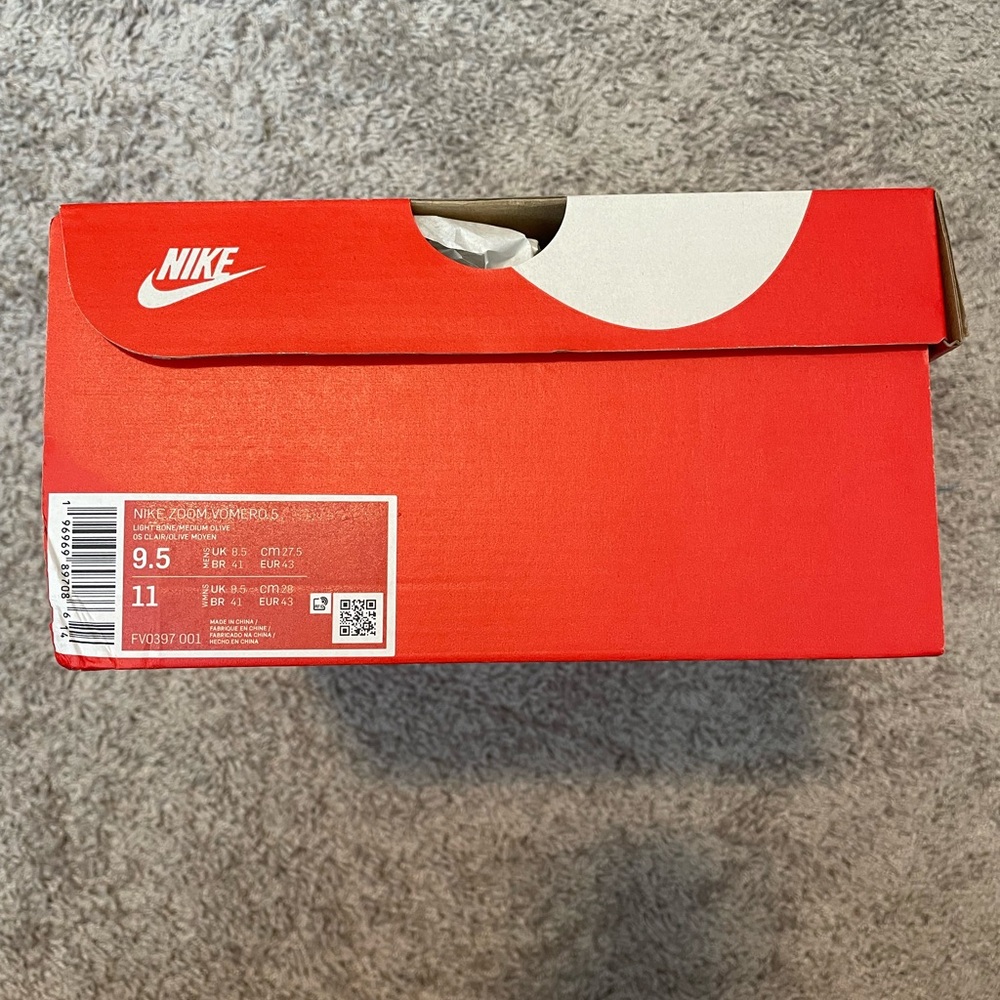 #70🔺‼️1~EMPTY SNEAKER BOX ONLY ‼️🔺NIKE ZOOM VOMERO 5🔺‼️NO Sneakers Included‼️ - Picture 4 of 6